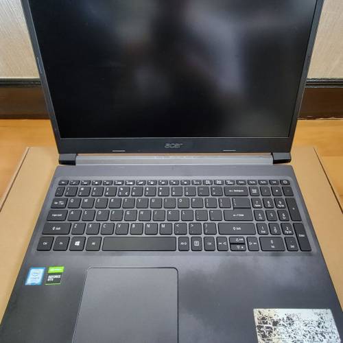 Acer Aspire 7 GTX1650 Ti 512Gb 8gb ram