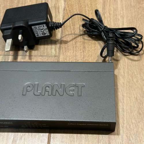 Planet GSD-503 - 5-Port 10/100/1000BASE-T Gigabit Ethernet Switch