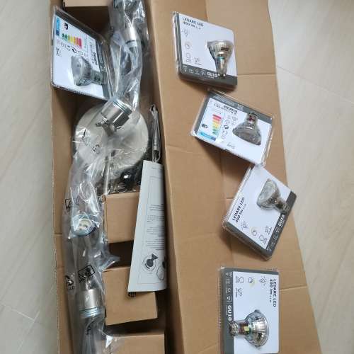 全新-TIGID五頭天花射燈，IKEA