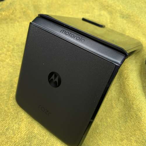 99%New Moto razr 2022 5G 12+512GB 黑色 有配件 自用首選超值