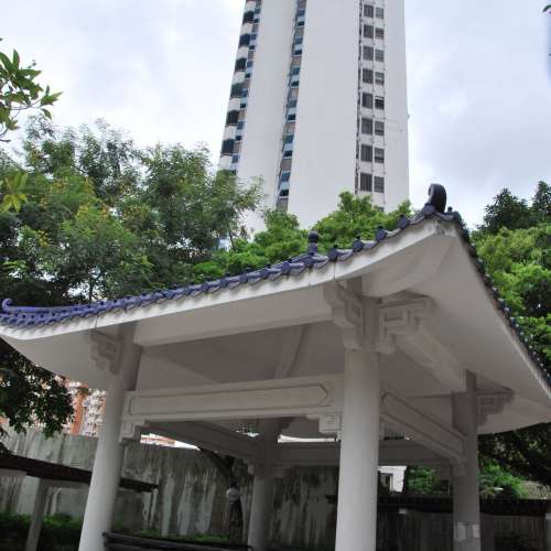 放逾95%新微塵NIKON AF 28-105mm f3.5-4.5D微距鏡連盒及保用証全套=$900