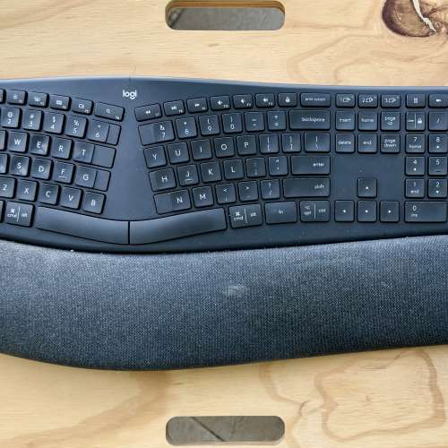 logitech 人體工學鍵盤 ERGO K860 + 人體工學滑鼠 MX VERTICAL(多谷同步)