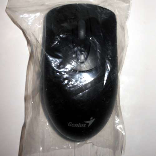 全新 Genius KB 600 無線Mouse Combo Set (剩得滑鼠)!