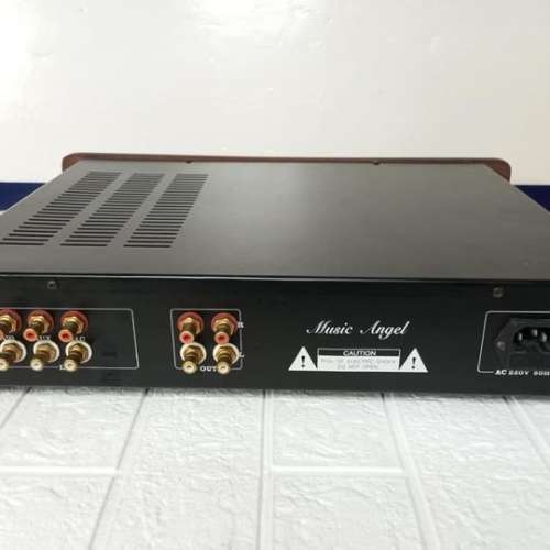 Music angel 膽前級 Amperex ecc81..2粒 Mullard.ecc82...1粒 6z4...1粒