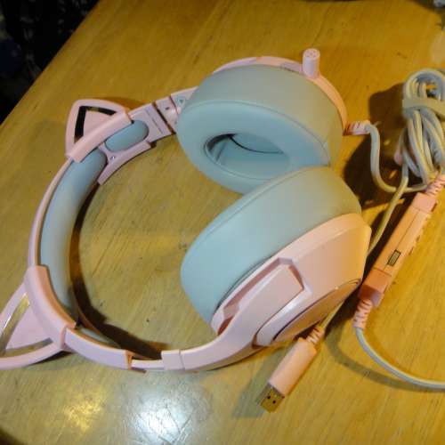 ONIKUMAK9-USB71 7.1聲道電競級(RGB) 耳機麥克風 粉紅色