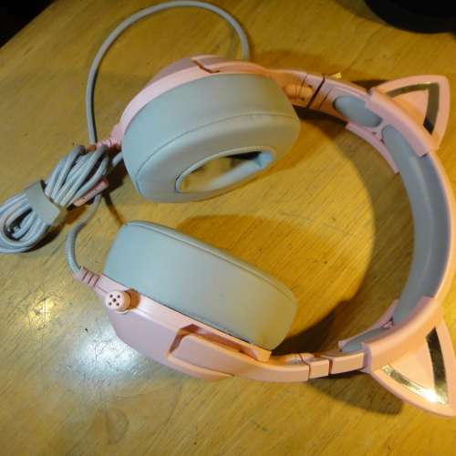 ONIKUMAK9-USB71 7.1聲道電競級(RGB) 耳機麥克風 粉紅色