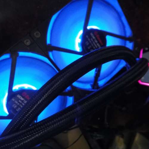安耐美 ARGB雙風扇水冷