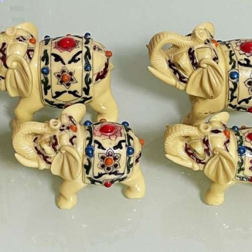 全新 精美大小象六隻