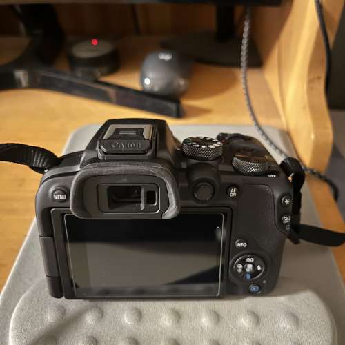 Canon  EOS R10+RF 50mm F1.8 水貨