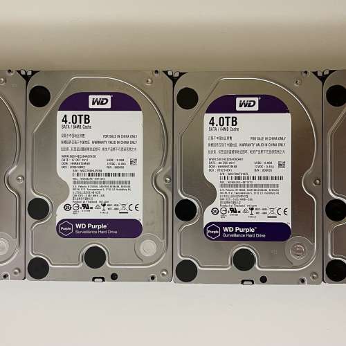 4TB Western Digital Purple WD40EJRX x4（使用時長少於200小時，提供SMART報告）