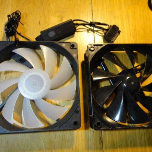 Antec ARGB 12cm風扇帶控