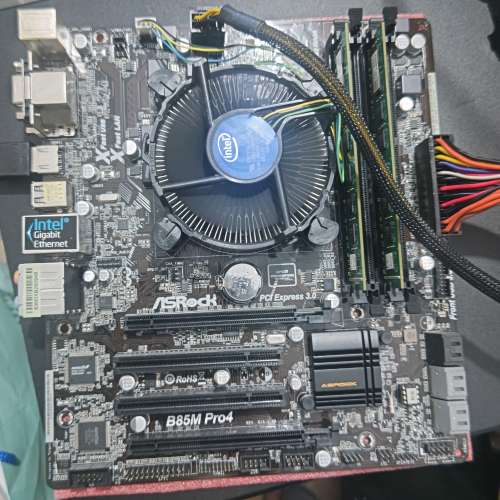 Asrock B85M pro4+i5+8GB