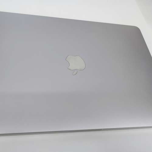 極新淨Macbook Pro 2019 13-inch Two Thunderbolt 3 ports, wth TB Touch bar MacB...