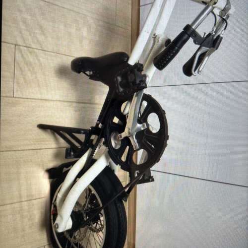 台灣仿製摺合單車白色16吋呔 Strida Replica