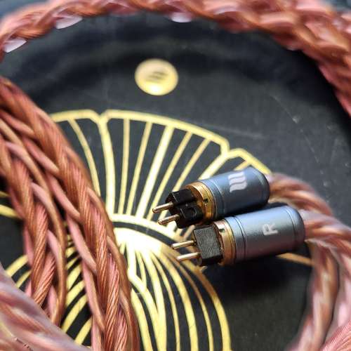 Effect Audio Ares S 8W 聖誕限定版 8絞 跟Chamber Carrying Case