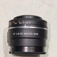 Sony 30/2.8 Macro DT SAM for A系統 （no E 系統））