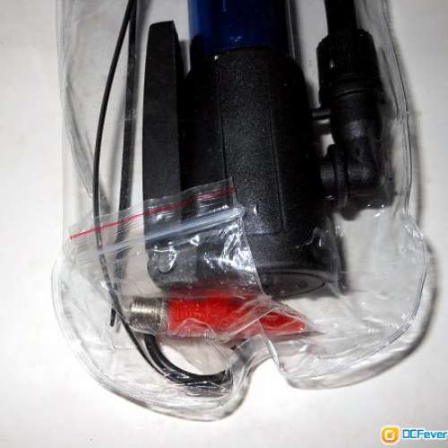 100%全新單車 打氣筒 鋁合金制,便攜式氣泵,手泵附氣針及單車掛架 $49元!