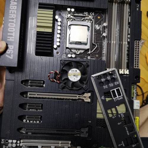 清屋i7 3770+ Z77 +8gb ram 送2塊有問題主板加2600k