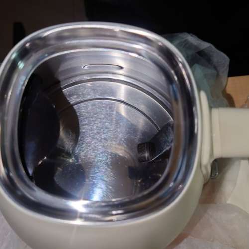 De'Longhi Kbin2000.Y 電水堡