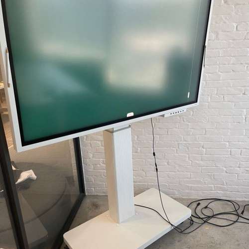 Samsung flip 2 electronic white board with stand
