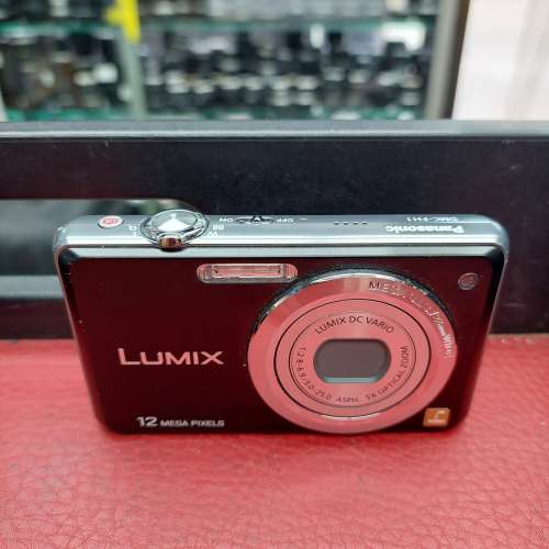 OLYMPUS FE -4030 CCD 一义一電  PANSONIC LUMIX DMC-FH1 CCD 一义一電