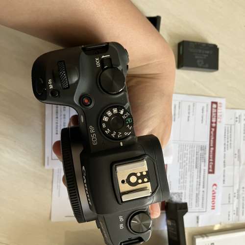 EOS RP 淨機 連原廠grip, 副直倒，副電