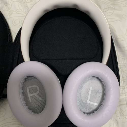 Bose 700 UC 白色限量版