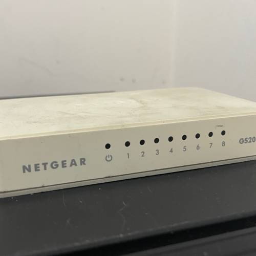 Netgear GS208 gigabit switch 8 port
