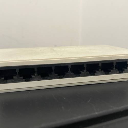 Netgear GS208 gigabit switch 8 port