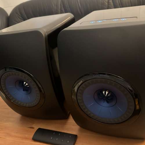 Kef LS50 Wireless 1 speaker set all boxed and 100 work (no receipt)