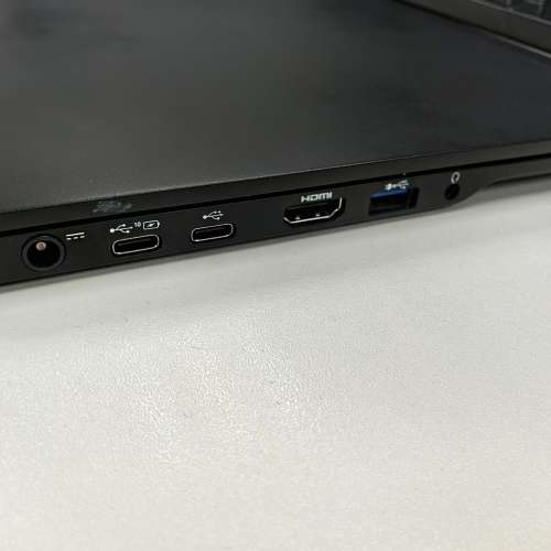 Fujitsu U939 超輕notebook