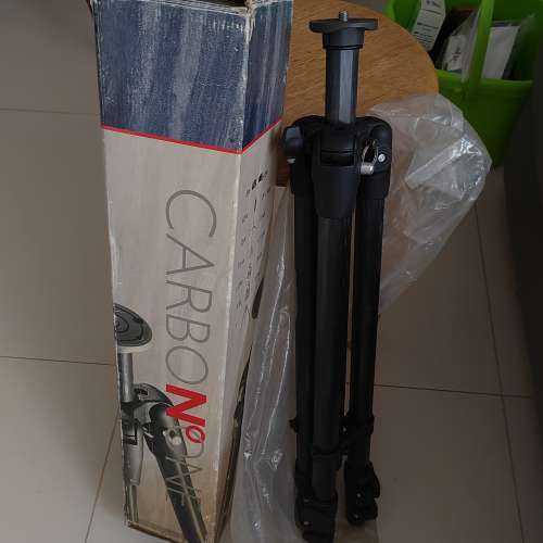 Manfrotto （1）Carbon One 碳纖 （2）055ProB 鋁架