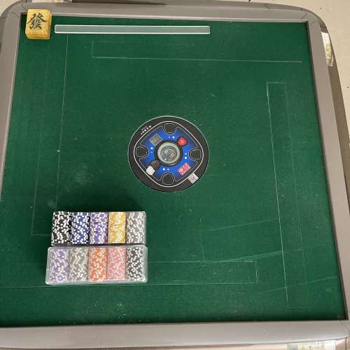 九成新麻雀枱(5張)電動