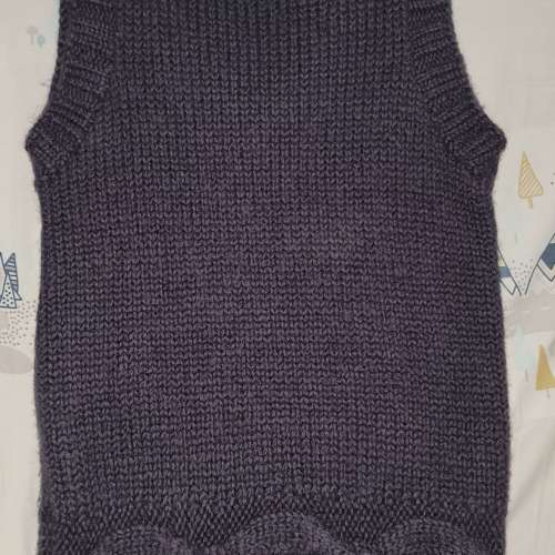 Cour Carre 重量厚身針織返工毛衣背心 Size Large 46號 Heavy Weight Sweater Knit...