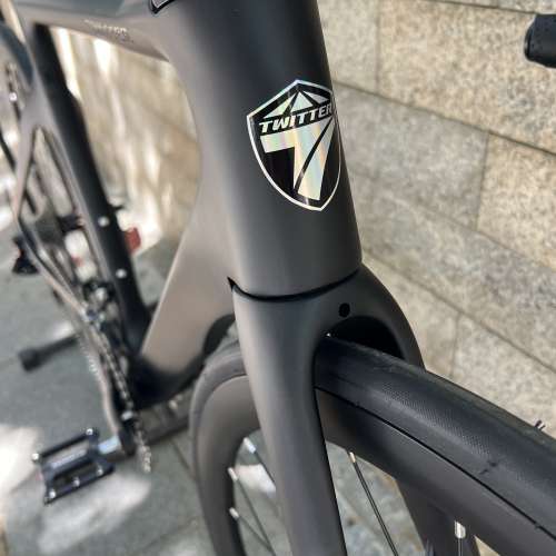特價現貨 50碼 2023 新款 TWITTER T8 24速 碳把 碟剎桶軸碳纖維公路車 送水架前後蛙燈