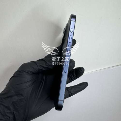 (全新質素)15pro 128 藍色   15 pro 應該都係暫時全網最平 全新質素，淨機加全新配...