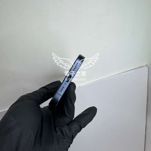 (全新質素)15pro 128 藍色   15 pro 應該都係暫時全網最平 全新質素，淨機加全新配...