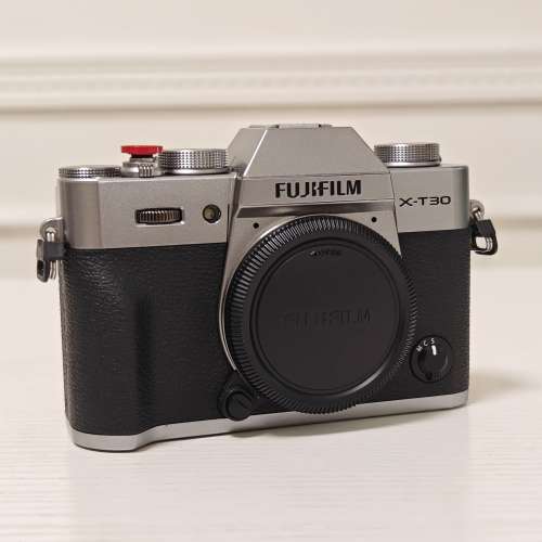 Fujifilm X-T30 body 第一代無反相機