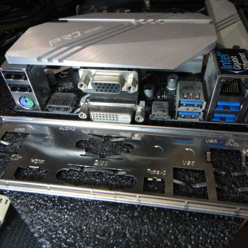 Asrock B365M Pro4 Micro-ATX主機板