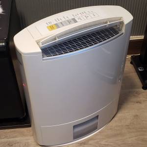 Panasonic F-YZB10X 10公升 抽濕機