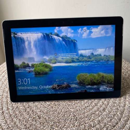 輕巧平板電腦✍️Microsoft GO 1 / 睇小說 漫畫👍🏻/80% New