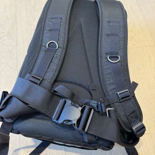 Thinktank Airport Ultralight V2.0