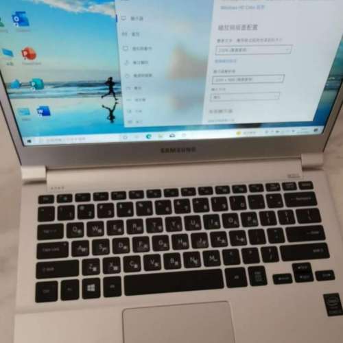Samsung Laptop 超輕1.07kg