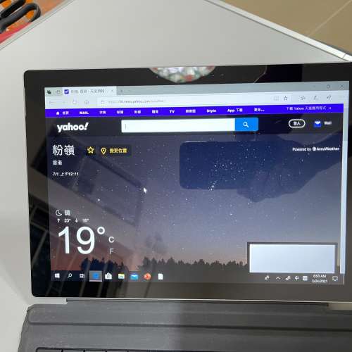 Microsoft Surface Pro 3 4GB 128 GB 連keyboard