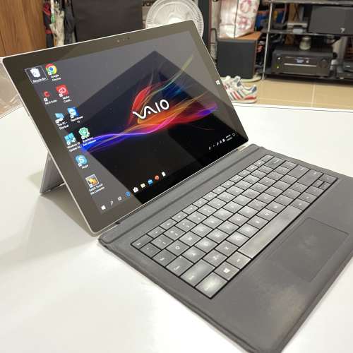 Microsoft Surface Pro 3 4GB 128 GB 連keyboard