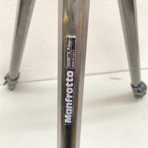 Manfrotto 055 碳纖腳架