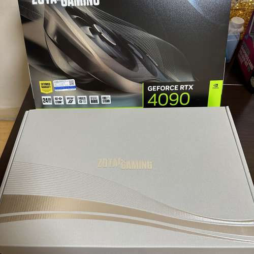 ZOTAC GAMING GeForce RTX 4090 AMP Extreme AIRO
