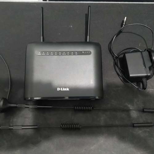 D-link dwr-961 4G LTE AC1200 Router 雙頻路由器 300 Mbps 802.11ac/n/g/b 送2條4G...