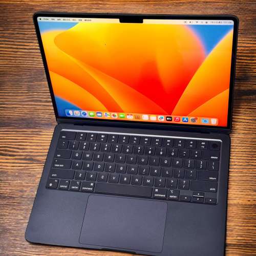 MacBook Air 13.6"2022 M2 有火牛 9成99新 行貨