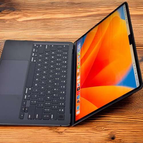 MacBook Air 13.6"2022 M2 有火牛 9成99新 行貨